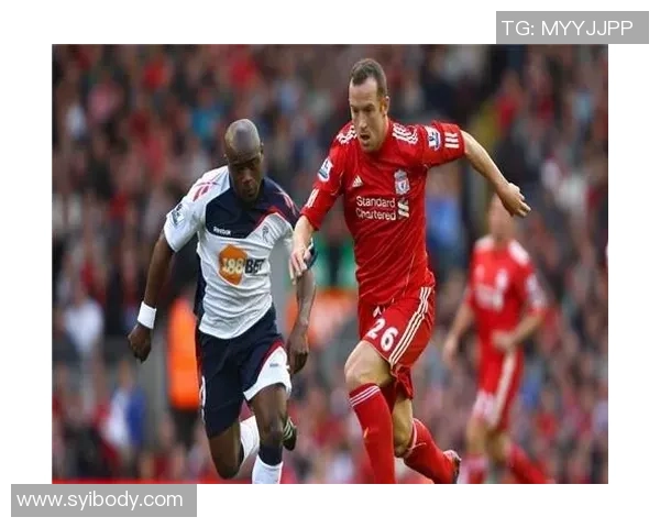 足球场上最具代表性的直线运球球星与速度激情解析